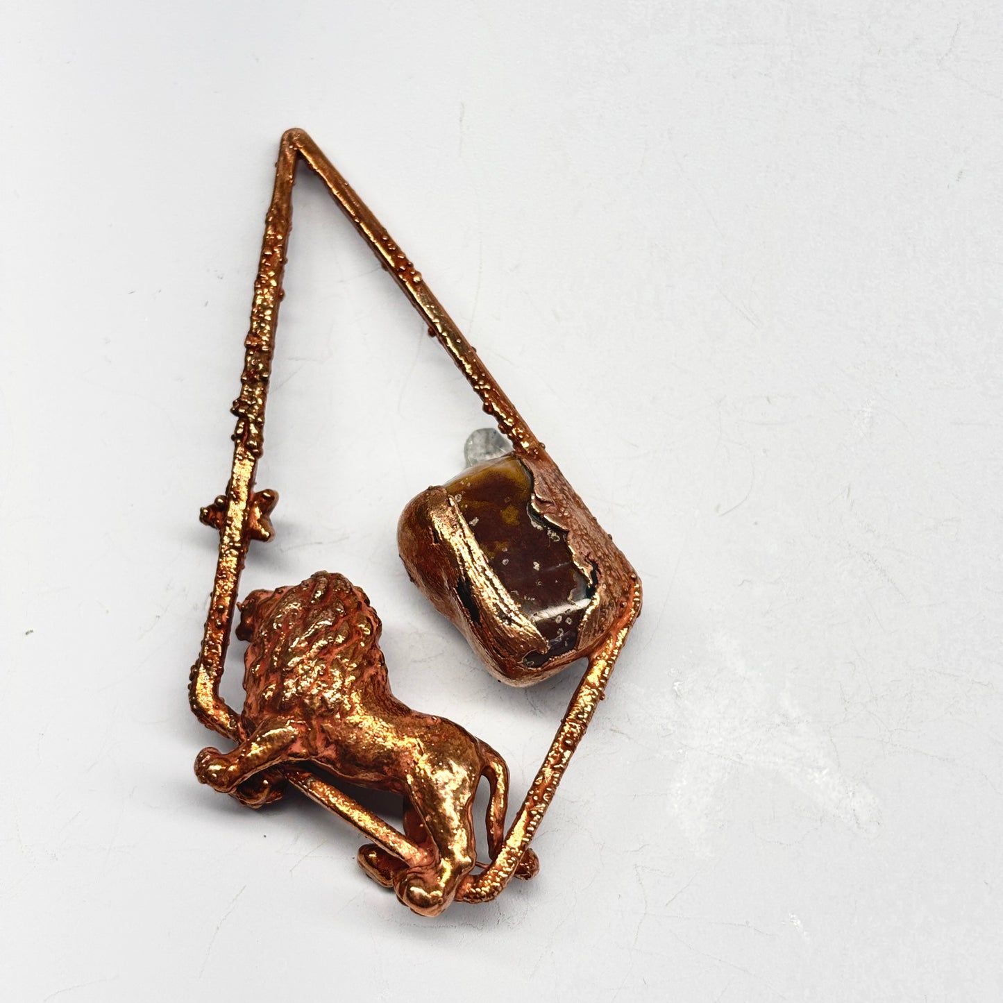 Inner Beast Animal Pendant with Lion and Agate